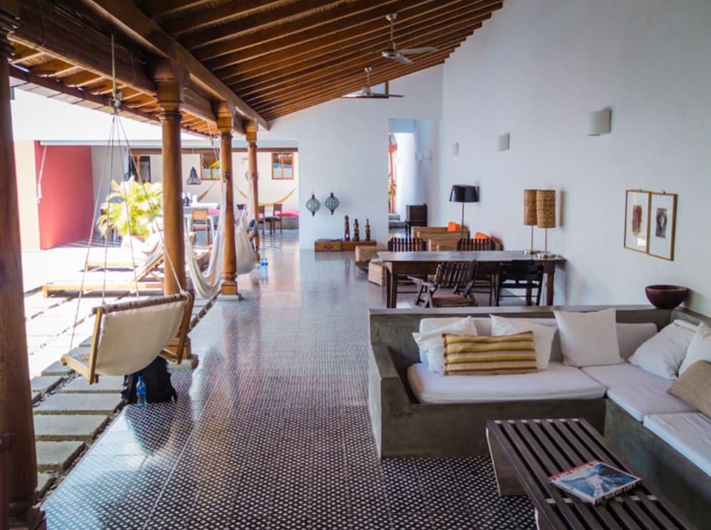 Los Patios Hotel גרנאדה מראה חיצוני תמונה